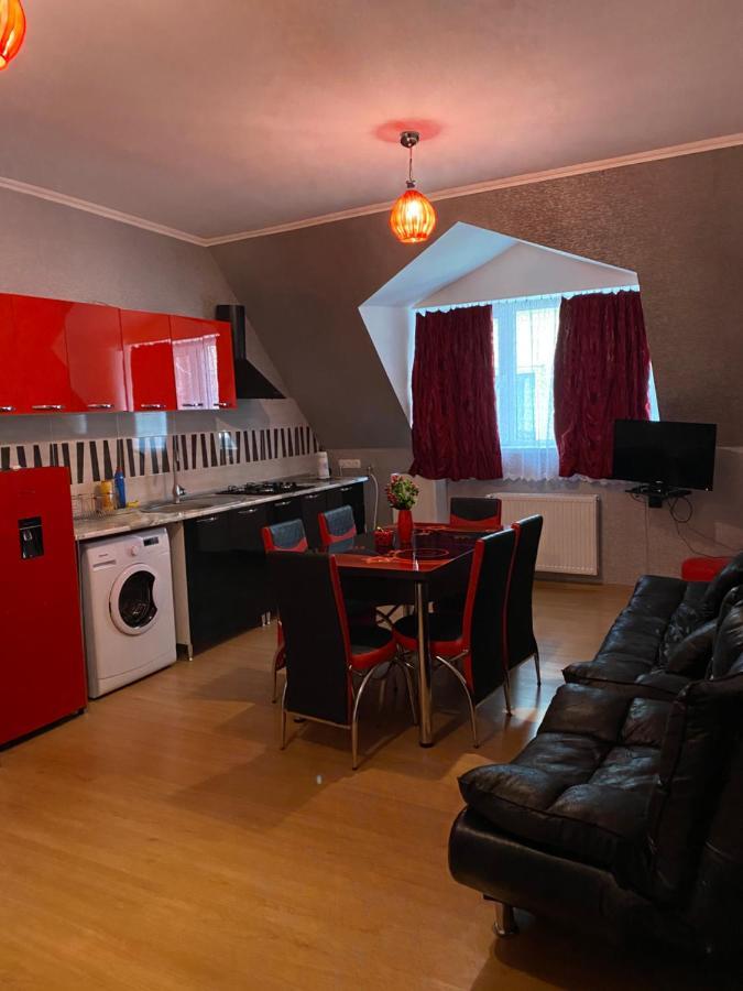 Lizielene Appartement Bordzjomi Buitenkant foto