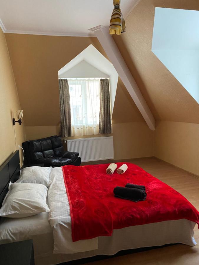 Lizielene Appartement Bordzjomi Buitenkant foto