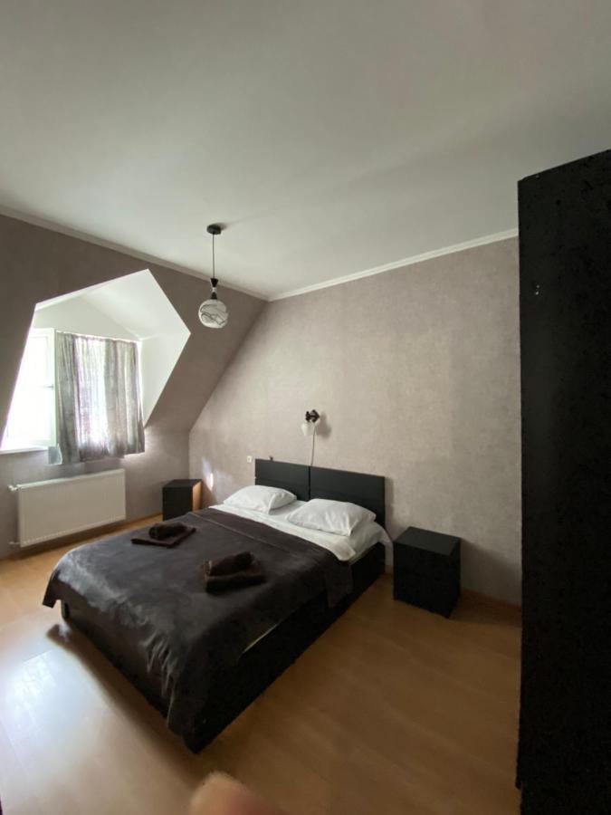 Lizielene Appartement Bordzjomi Buitenkant foto